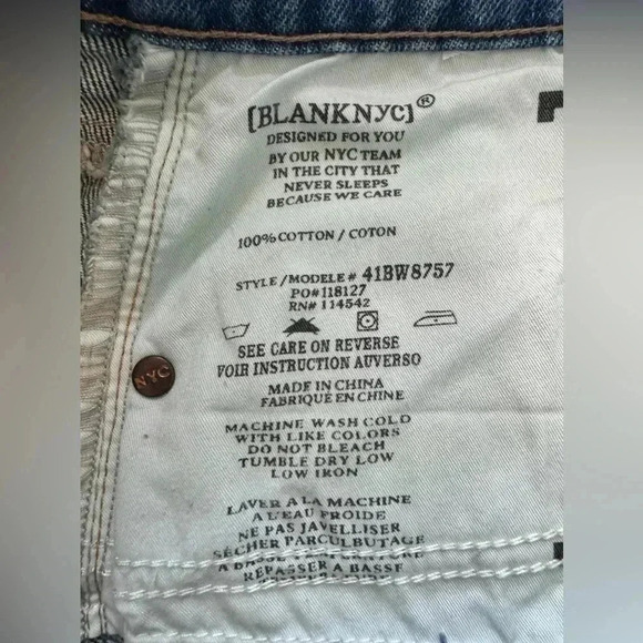 BLANK NYC | Distressed Shorts (32) - Picture 6 of 6